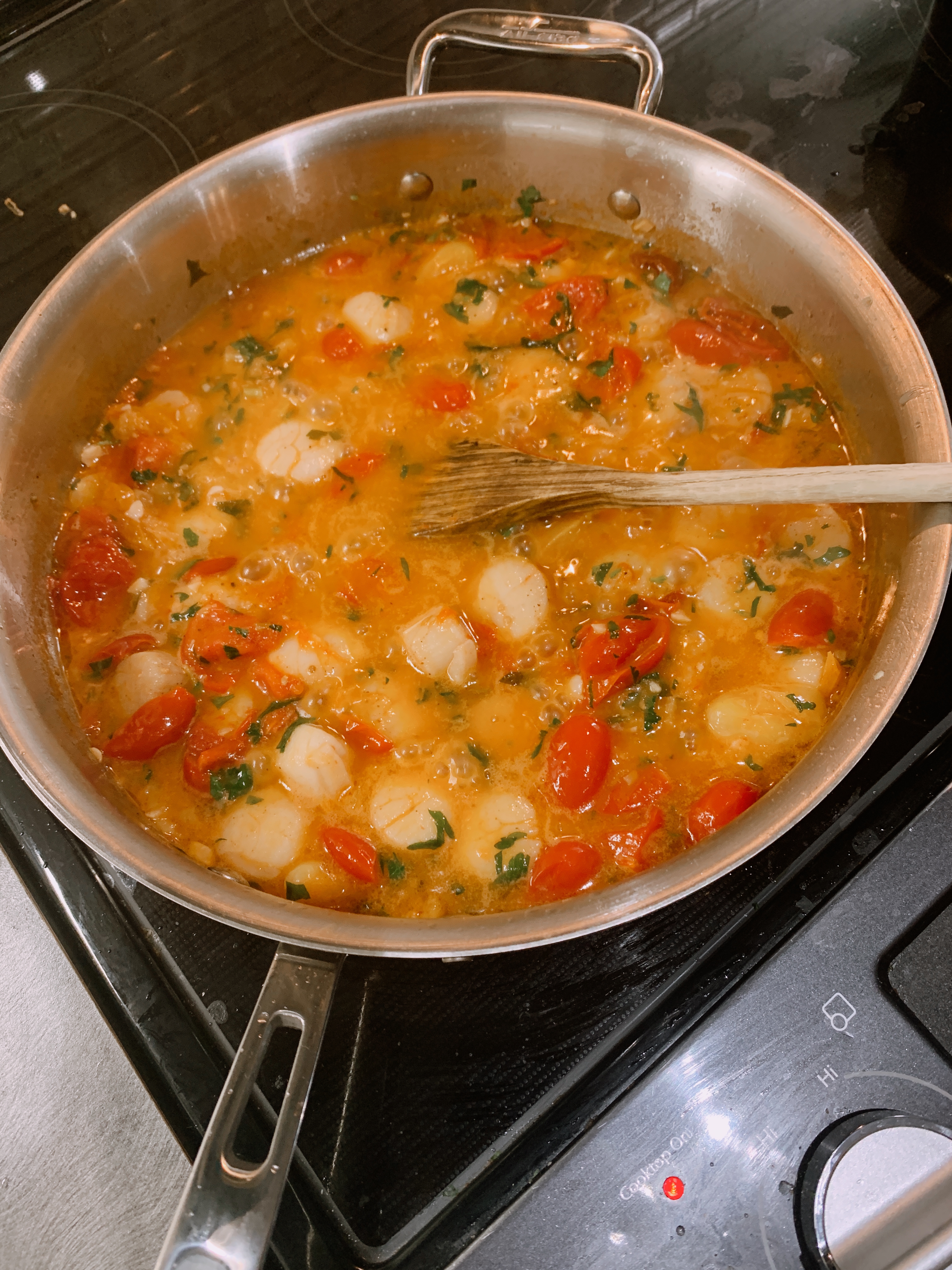 scallops white wine sauce linguine